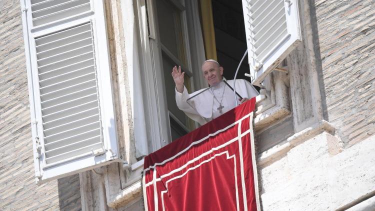 Francisco: 'Cerca de Dios vencemos el miedo y sentimos la necesidad de anunciar su amor" Francisco: 'Cerca de Dios vencemos el miedo y sentimos la necesidad de anunciar su amor"