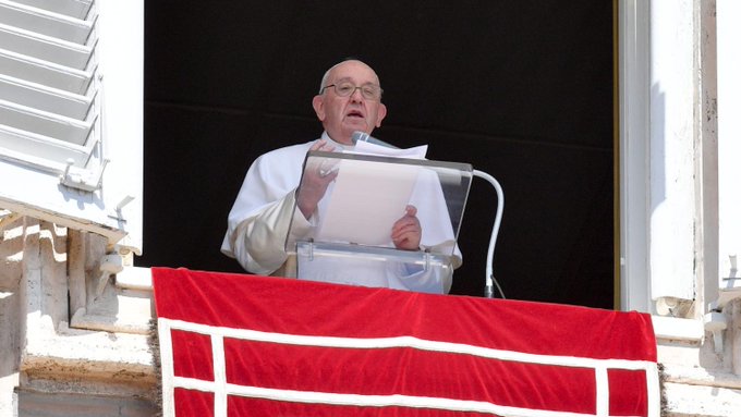 Francisco: "Dios es Padre y viene a buscarnos cada vez que nos hemos extraviado" Francisco: "Dios es Padre y viene a buscarnos cada vez que nos hemos extraviado"
