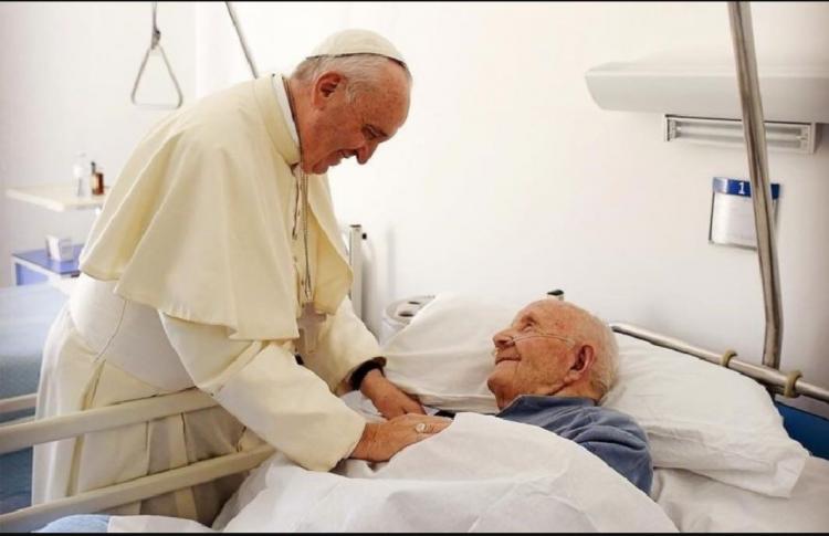 Francisco: "El paciente es siempre más importante que su enfermedad" Francisco: "El paciente es siempre más importante que su enfermedad"