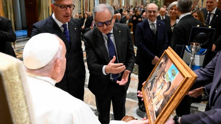 Francisco: 'Embellecer el mundo es construir la paz' Francisco: 'Embellecer el mundo es construir la paz'
