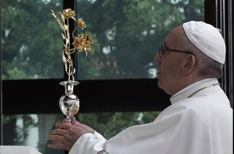 Francisco entregará la 'Rosa de Oro' a un ícono de la Virgen