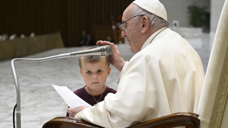 Francisco: "La alianza de ancianos y jóvenes salvará a la familia humana" Francisco: "La alianza de ancianos y jóvenes salvará a la familia humana"