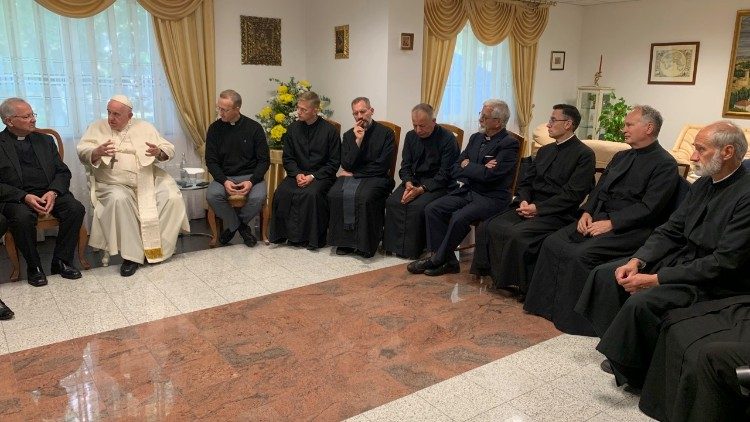 Francisco: "La voluntad de Dios es que no vaya (a Kiev) en este preciso momento" Francisco: "La voluntad de Dios es que no vaya (a Kiev) en este preciso momento"