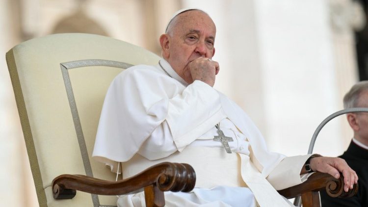 Francisco: los salmos son oraciones para todas las situaciones de la vida Francisco: los salmos son oraciones para todas las situaciones de la vida