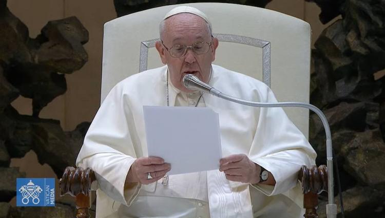 Francisco, sobre Benedicto XVI: "Fue un gran maestro de catequesis" Francisco, sobre Benedicto XVI: "Fue un gran maestro de catequesis"