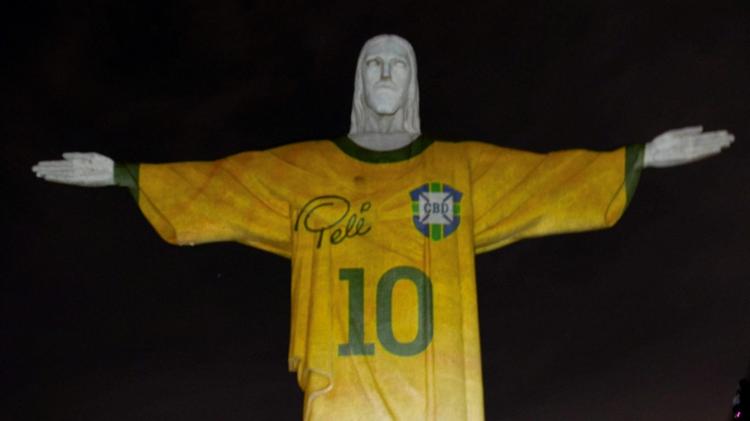 Francisco se unió al homenaje a Pelé en el Cristo Redentor Francisco se unió al homenaje a Pelé en el Cristo Redentor