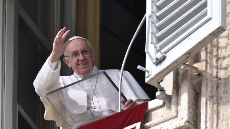 Francisco: 'Somos personas queridas por Jesús, más allá de todo mérito y expectativa' Francisco: 'Somos personas queridas por Jesús, más allá de todo mérito y expectativa'
