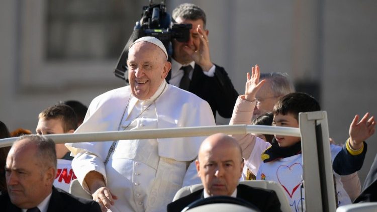 Francisco señaló que todos estamos llamados a ser apóstoles Francisco señaló que todos estamos llamados a ser apóstoles