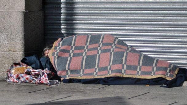 Frío en Mendoza: piden acciones urgentes para cobijar a personas en situación de calle Frío en Mendoza: piden acciones urgentes para cobijar a personas en situación de calle