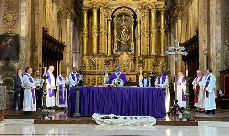 García Cuerva, a la comunidad de Entretiempo: 'Sean testigos de alegría y esperanza' García Cuerva, a la comunidad de Entretiempo: 'Sean testigos de alegría y esperanza'