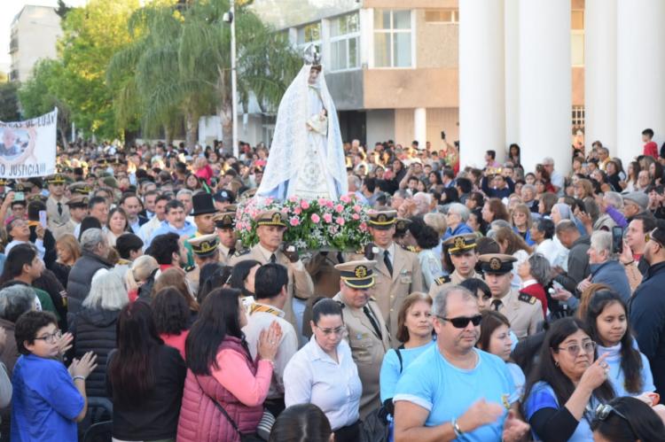 Goya: la feligresía renovó su 'pacto de amor y fidelidad' con la Virgen del Rosario Goya: la feligresía renovó su 'pacto de amor y fidelidad' con la Virgen del Rosario