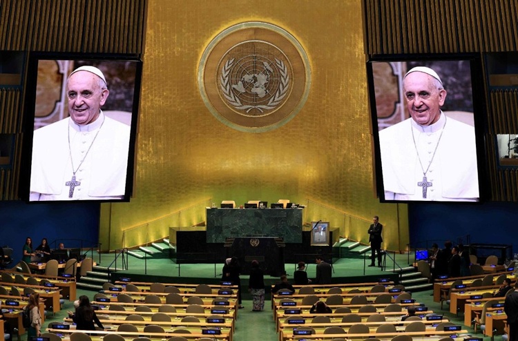 Homenaje de la ONU al Papa Francisco Homenaje de la ONU al Papa Francisco