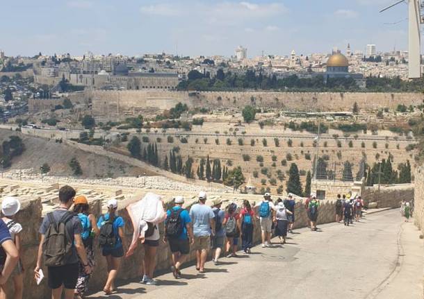 Israel reabrió sus fronteras a los peregrinos pese al auge de Ómicron Israel reabrió sus fronteras a los peregrinos pese al auge de Ómicron