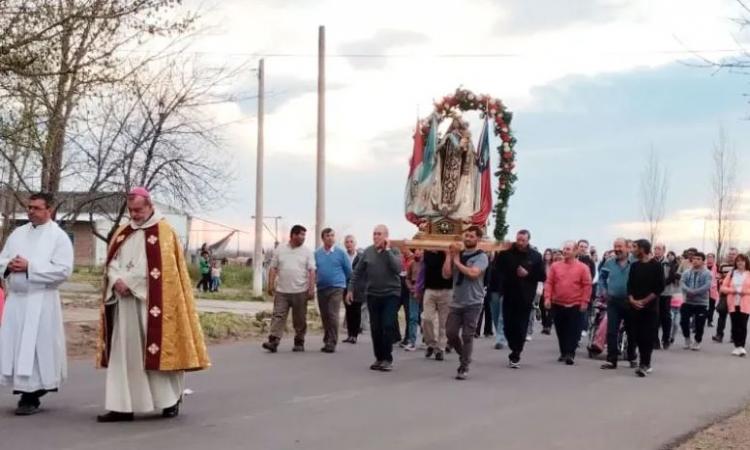 Jaime Prats honró a Nuestra Señora del Carmen de Cuyo Jaime Prats honró a Nuestra Señora del Carmen de Cuyo