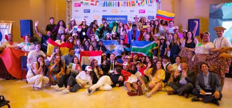 Jóvenes del mundo piden más espacios de contención para ellos Jóvenes del mundo piden más espacios de contención para ellos