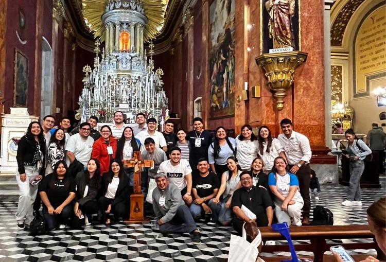 Salta: jóvenes hacen crecer raíces de esperanza en la región NOA