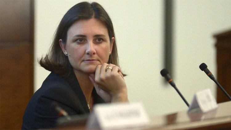 El Vaticano vuelve a pedir la prohibición de la gestación subrogada El Vaticano vuelve a pedir la prohibición de la gestación subrogada