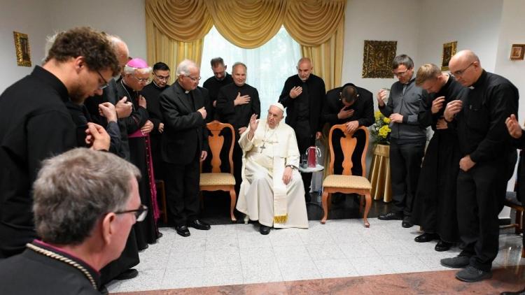 Kazajistán: Encuentro del papa Francisco con los jesuitas Kazajistán: Encuentro del papa Francisco con los jesuitas