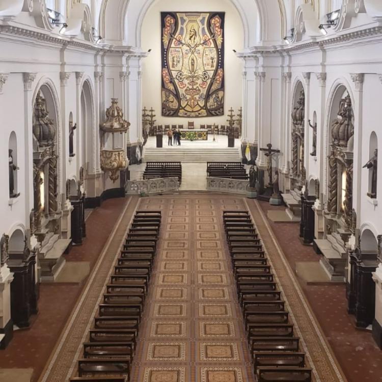 La porteña basílica San Francisco de Asís reabrirá sus puertas este martes La porteña basílica San Francisco de Asís reabrirá sus puertas este martes