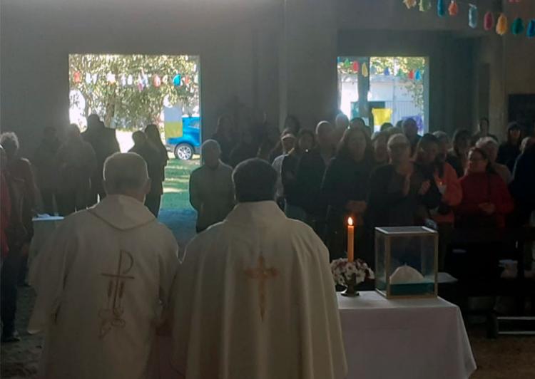 La capilla San Expedito fue declarada santuario diocesano en Lanús La capilla San Expedito fue declarada santuario diocesano en Lanús