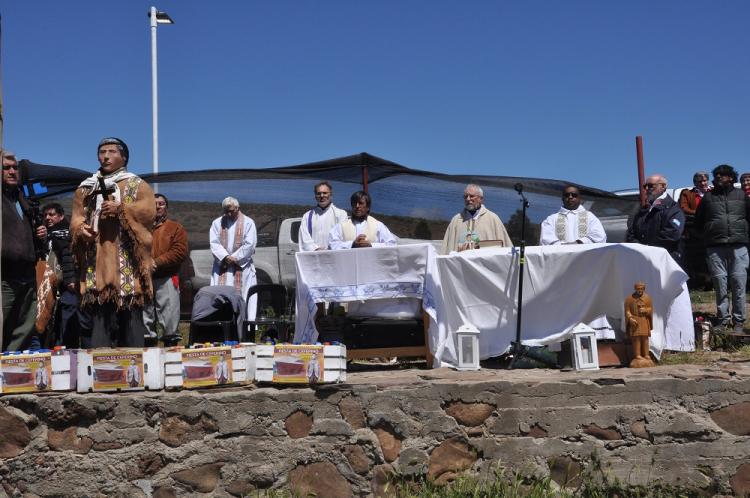 Fiesta de Ceferino Namuncurá y pedido para que sea santo pronto Fiesta de Ceferino Namuncurá y pedido para que sea santo pronto