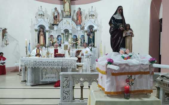 La comunidad de Santa Anita vivió junto al obispo su fiesta patronal La comunidad de Santa Anita vivió junto al obispo su fiesta patronal