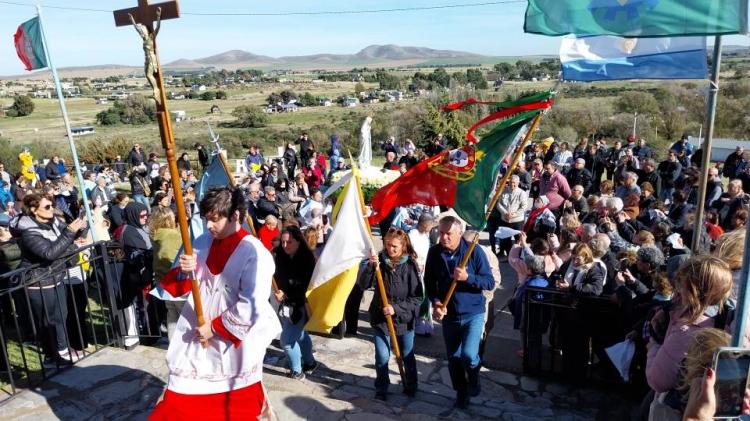 La comunidad portuguesa peregrinó al santuario de la Virgen de Fátima La comunidad portuguesa peregrinó al santuario de la Virgen de Fátima