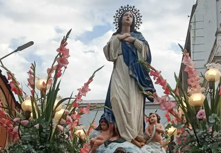 La comunidad santotomeña celebró a la Inmaculada Concepción La comunidad santotomeña celebró a la Inmaculada Concepción