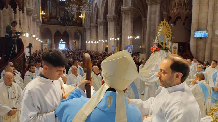 La diócesis de Avellaneda-Lanús peregrinó al santuario de Luján La diócesis de Avellaneda-Lanús peregrinó al santuario de Luján