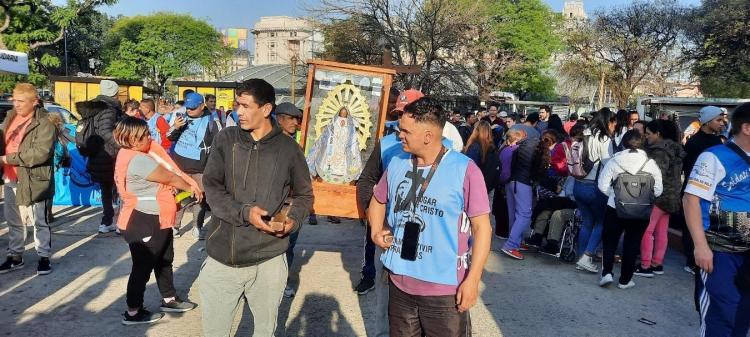 La Familia Grande Hogar de Cristo cerró un mes de misión por los barrios porteños La Familia Grande Hogar de Cristo cerró un mes de misión por los barrios porteños