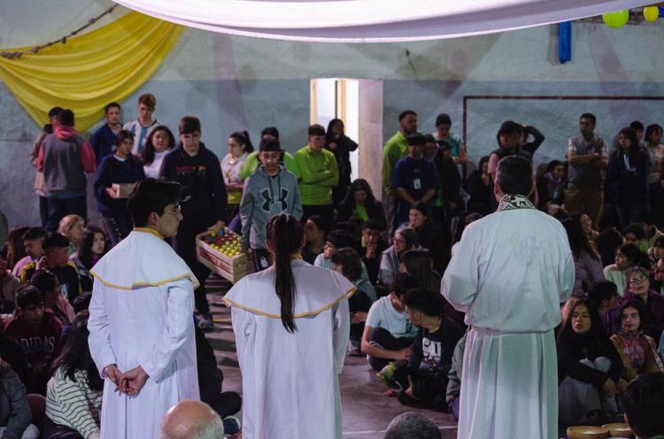 La 'gran misión es hacer feliz a Dios, y lo hacemos feliz amando al otro' La 'gran misión es hacer feliz a Dios, y lo hacemos feliz amando al otro'