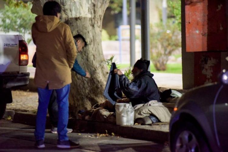 Califican de "inverosímil" las cifras del Indec sobre las personas en situación de calle Califican de "inverosímil" las cifras del Indec sobre las personas en situación de calle
