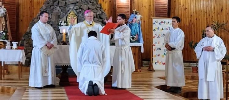 La Iglesia en Neuquén celebró la ordenación de un nuevo diácono