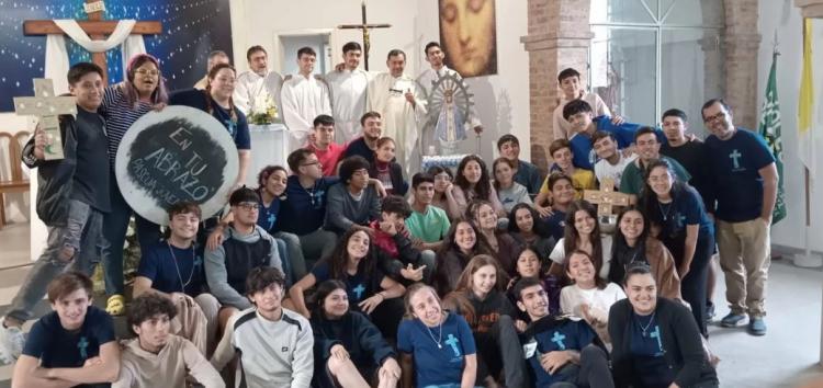 La imagen de la Virgen que estuvo en la Guerra de Malvinas visitó Monte Grande La imagen de la Virgen que estuvo en la Guerra de Malvinas visitó Monte Grande