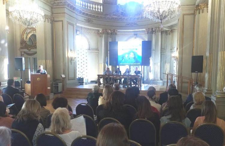 La "ley de los mil días" aprobada en 2020 ¿por qué no se aplica? La "ley de los mil días" aprobada en 2020 ¿por qué no se aplica?