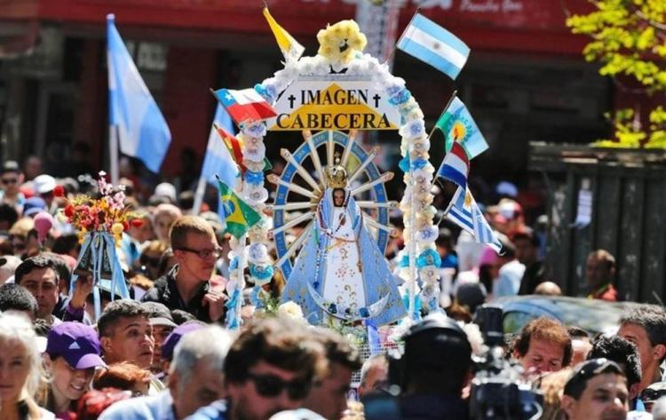 La peregrinación juvenil a pie a Luján ya tiene su lema y fecha para 2022 La peregrinación juvenil a pie a Luján ya tiene su lema y fecha para 2022