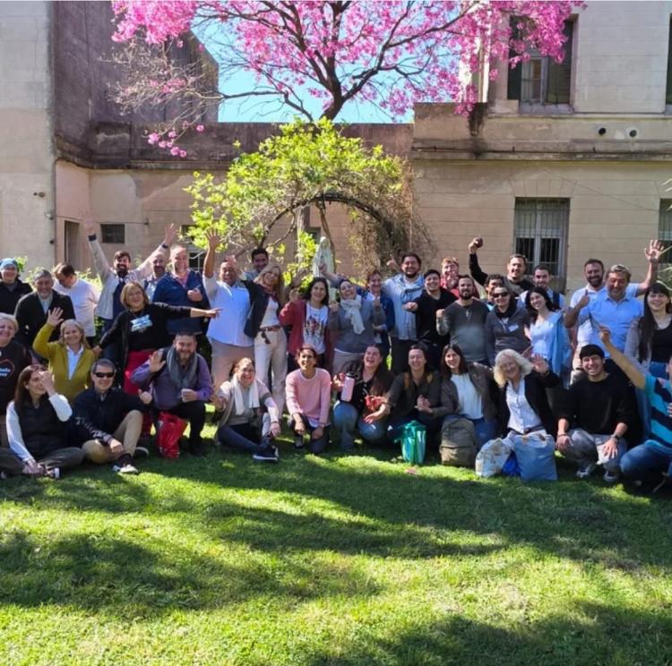 La Plata: finalizó una etapa del proyecto de la Pastoral Educativa 'Alas y Raíces' La Plata: finalizó una etapa del proyecto de la Pastoral Educativa 'Alas y Raíces'