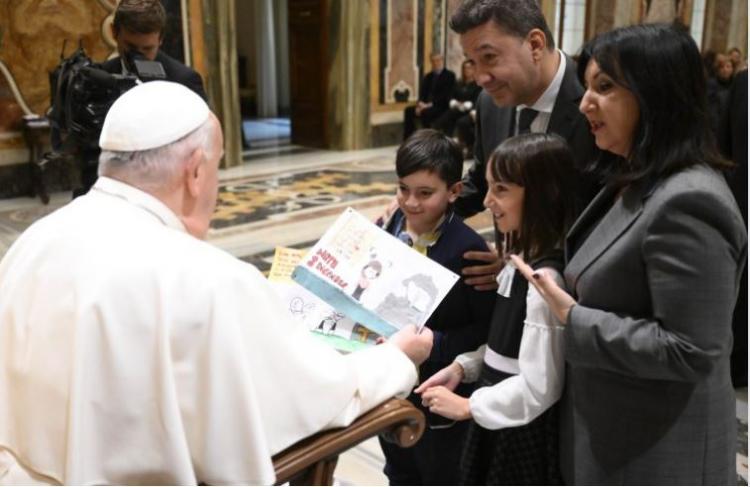 La presencia de divorciados en la Iglesia 'testimonia su deseo de perseverar en la fe' La presencia de divorciados en la Iglesia 'testimonia su deseo de perseverar en la fe'