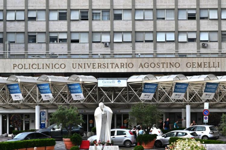 La recuperación del Papa avanza con normalidad La recuperación del Papa avanza con normalidad