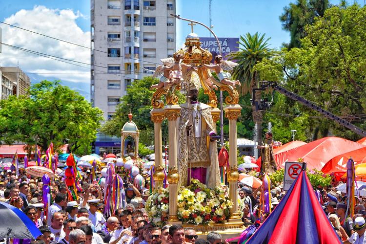 La Rioja volvió a renovar su alianza de fe en el tradicional Tinkunaco