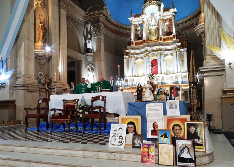 La Vida Consagrada del NOA renueva su compromiso con la misión La Vida Consagrada del NOA renueva su compromiso con la misión