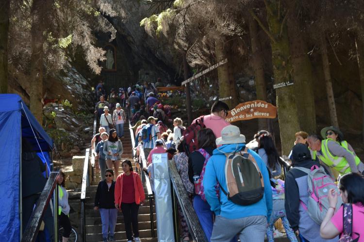 La Virgen de las Nieves recibió la visita de cientos de peregrinos La Virgen de las Nieves recibió la visita de cientos de peregrinos