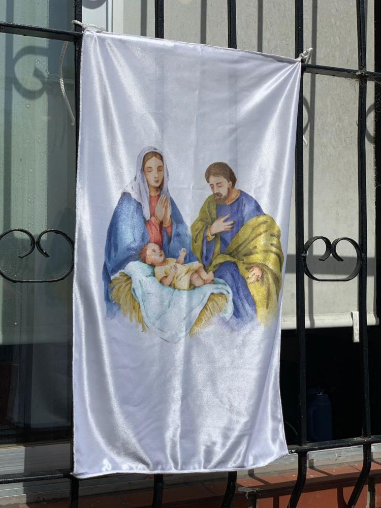 Las 'balconeras' buscan recuperar el sentido católico de la Navidad Las 'balconeras' buscan recuperar el sentido católico de la Navidad