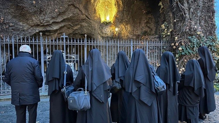 Las benedictinas argentinas ya están en la Casa 'Mater Ecclesiae' del Vaticano Las benedictinas argentinas ya están en la Casa 'Mater Ecclesiae' del Vaticano