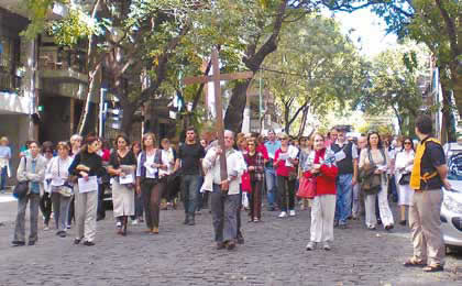 Las Iglesias cristianas se unen en un Viernes Santo Ecuménico Las Iglesias cristianas se unen en un Viernes Santo Ecuménico