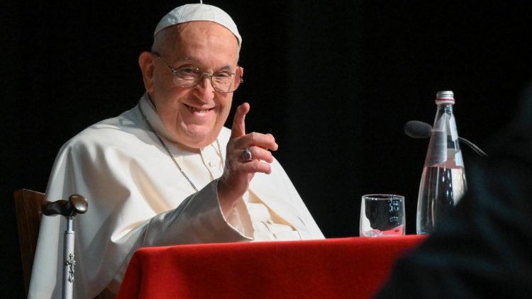 Las parroquias deben estar abiertas a 'todos, todos, todos', reiteró el Papa Las parroquias deben estar abiertas a 'todos, todos, todos', reiteró el Papa