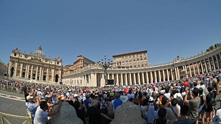 Las vacaciones, tiempo propicio "para detenernos y ponernos en escucha de Jesús" Las vacaciones, tiempo propicio "para detenernos y ponernos en escucha de Jesús"