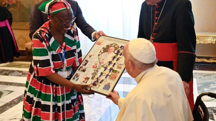 Las víctimas de la trata son olvidadas y no tienen voz, lamentó el Papa Las víctimas de la trata son olvidadas y no tienen voz, lamentó el Papa