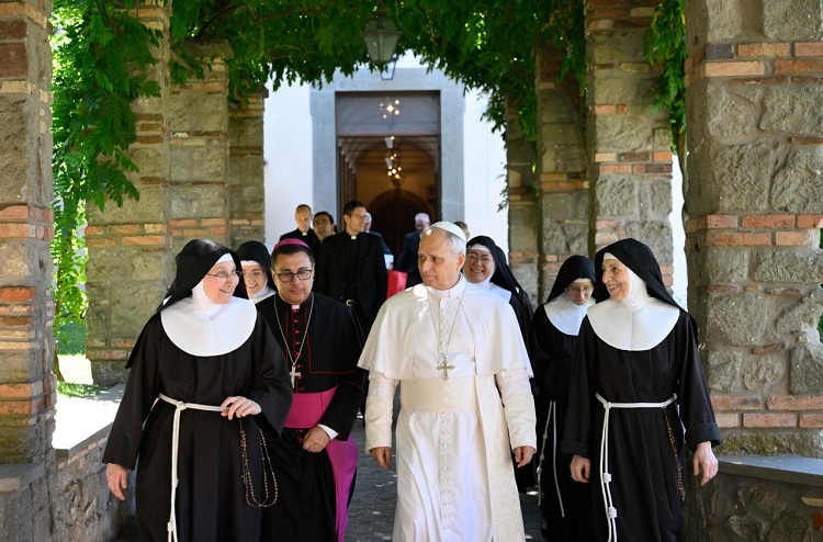 León XIV a las clarisas de Albano: 'Es bueno que la Iglesia conozca su vida' León XIV a las clarisas de Albano: 'Es bueno que la Iglesia conozca su vida'