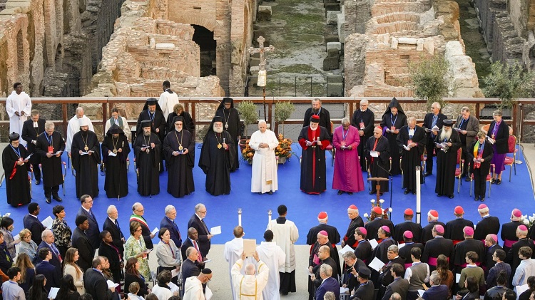 León XIV: 'El mundo tiene sed de paz. Basta de guerras' León XIV: 'El mundo tiene sed de paz. Basta de guerras'